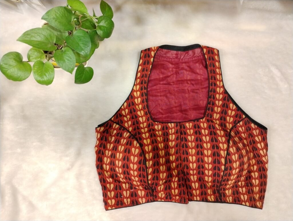 Gamthi Ajrakh Box Halter S/L