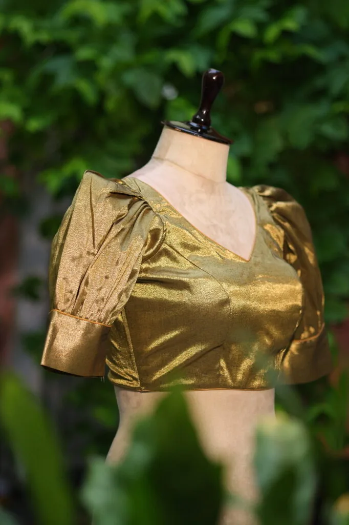 Balloon Puff Raga G/S – Blouse in Metallic Copper, side view | Tilattama
