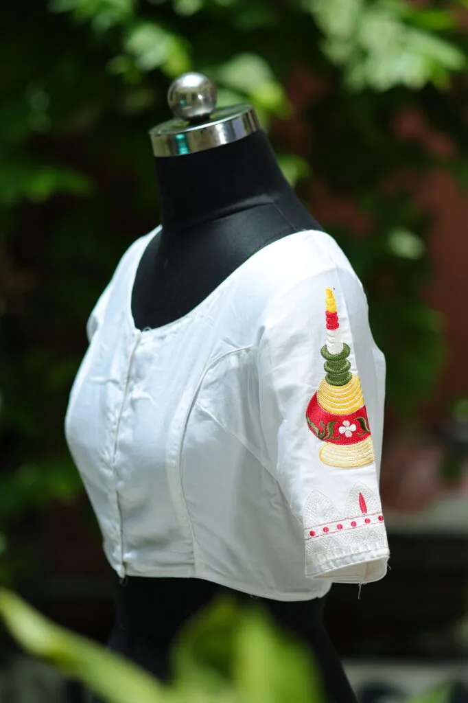 Topor G/S – Blouse in white, side view | Tilattama