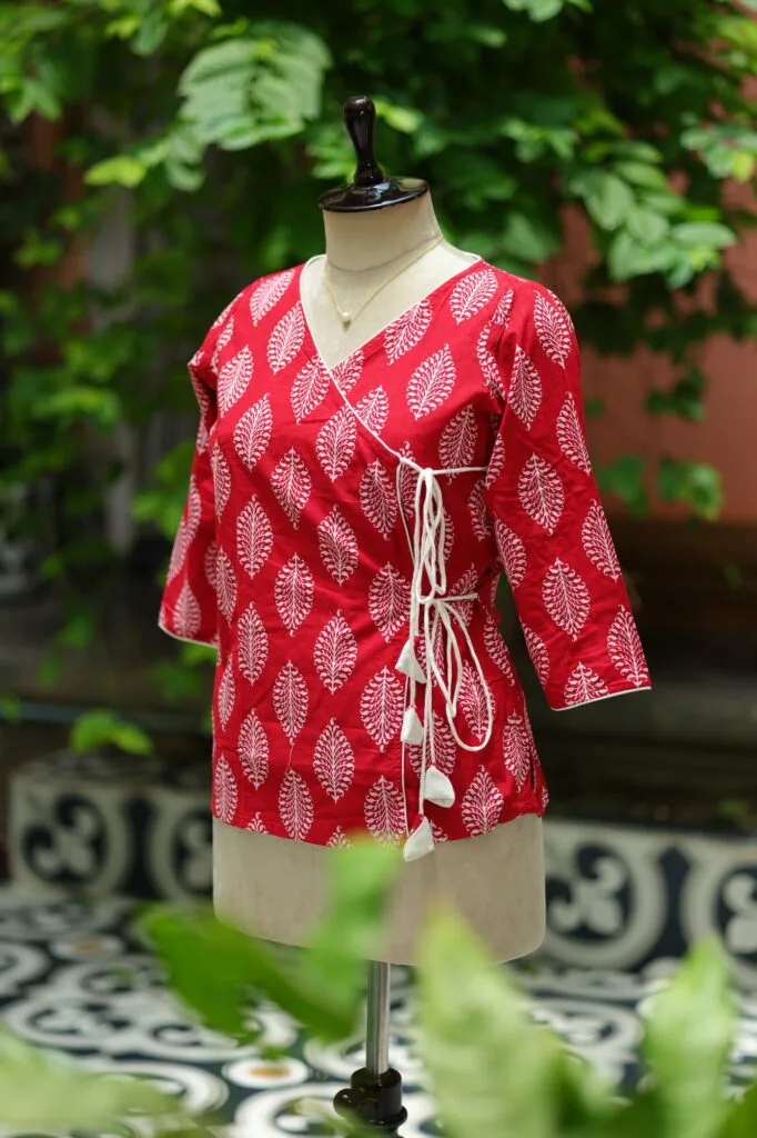 Block Angrakha – Kurti in Red, side view | Tilattama
