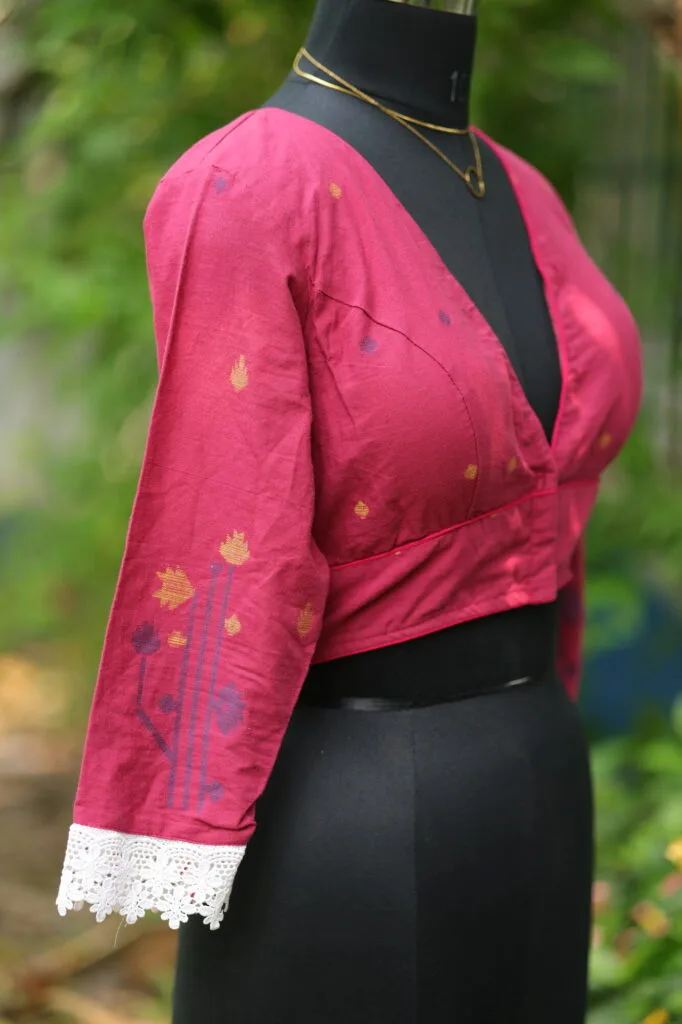 Jamdani Celeb 3/4th – Blouse in Rani, side view | Tilattama