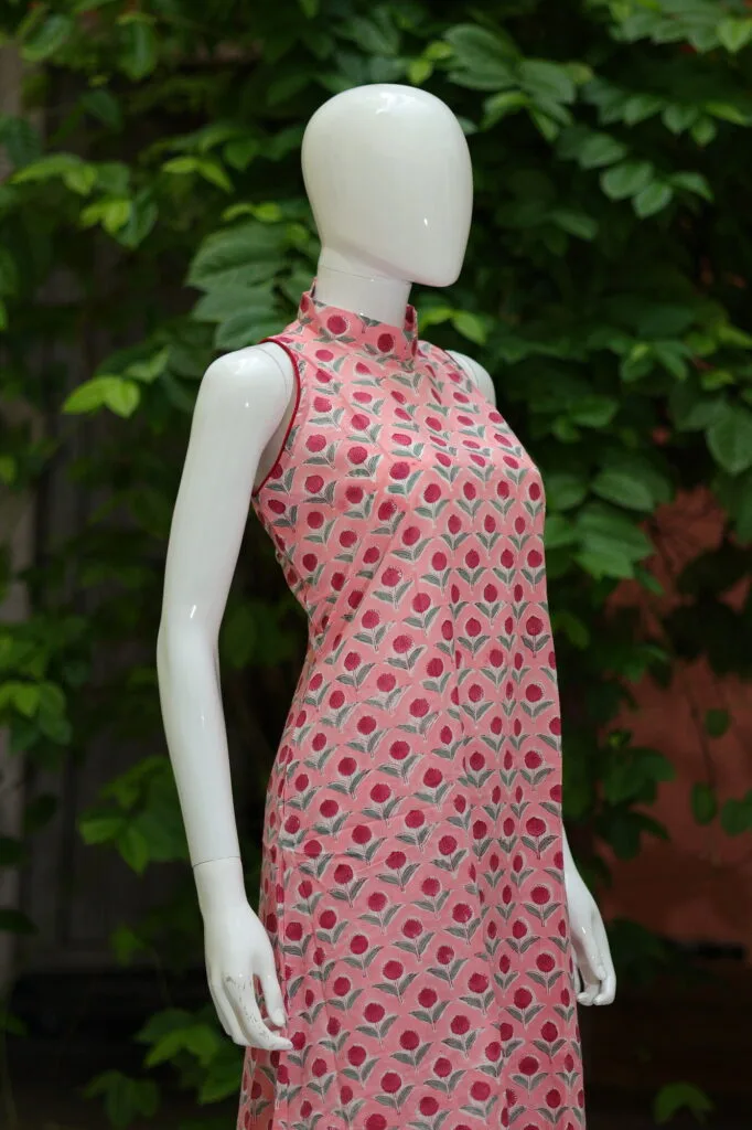 Sanganari Halter Co Ord Set – Kurti in Peach, side view | Tilattama