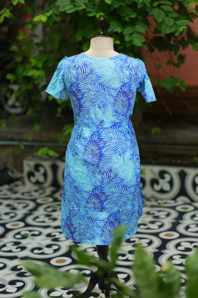 Canvas Curve – Kurti in Sky Blue, back view | Tilattama