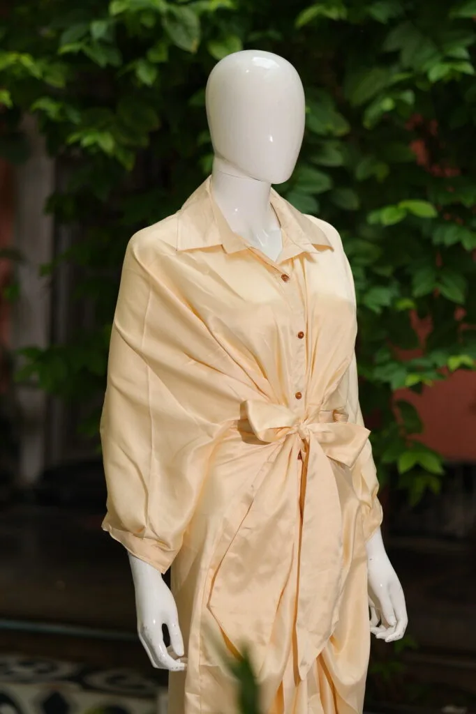 Scarlet Whisper – Kurti in Cream, side view | Tilattama