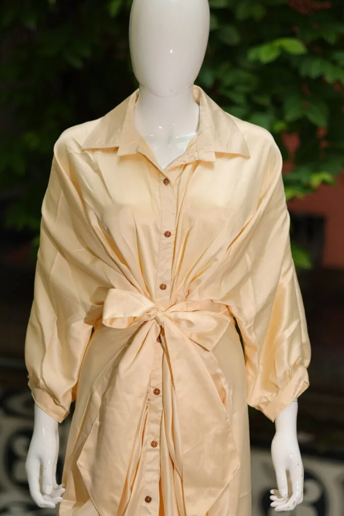 Scarlet Whisper – Kurti in Cream | Tilattama