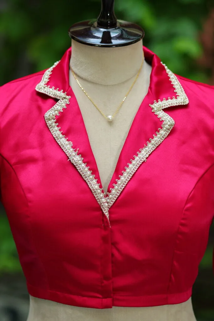 Aabroo – Blouse in Rani | Tilattama