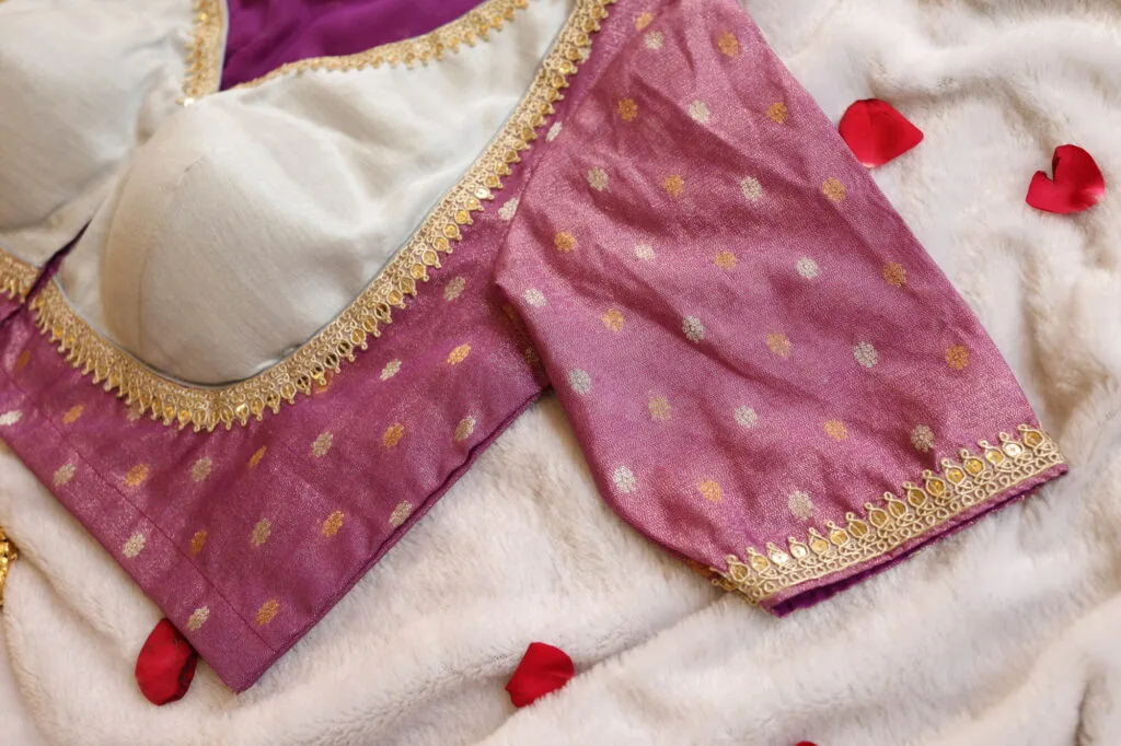 Mumtaz Aada – Blouse in Mauve, side view | Tilattama