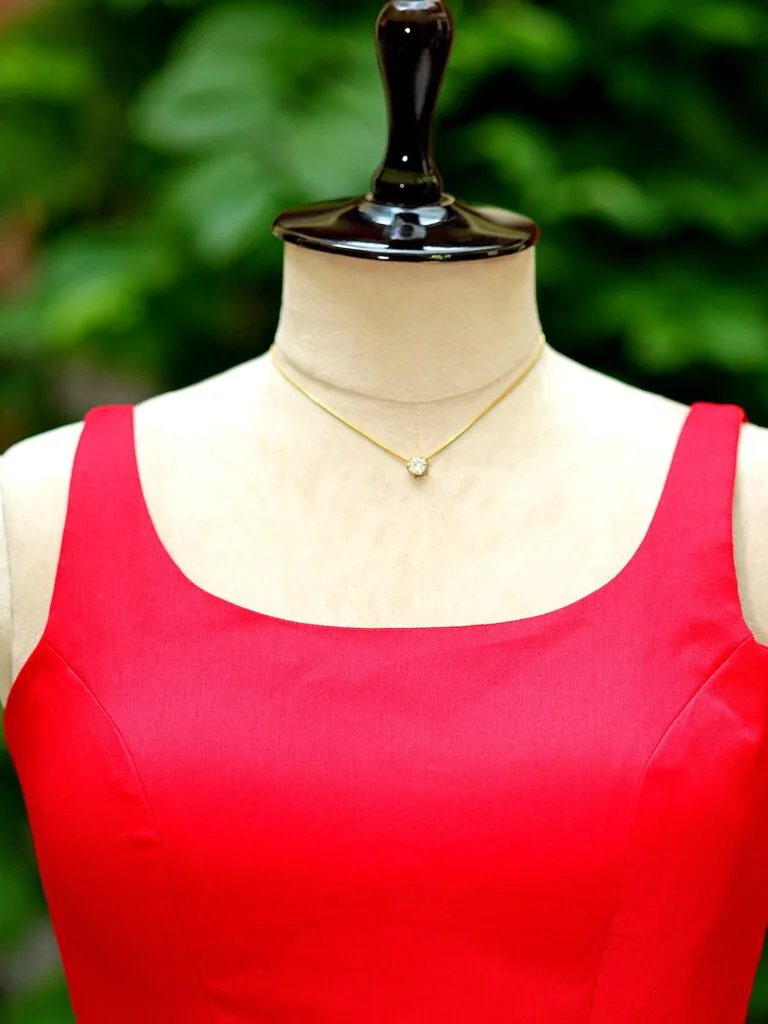 Sabyasachi Round Neck - red