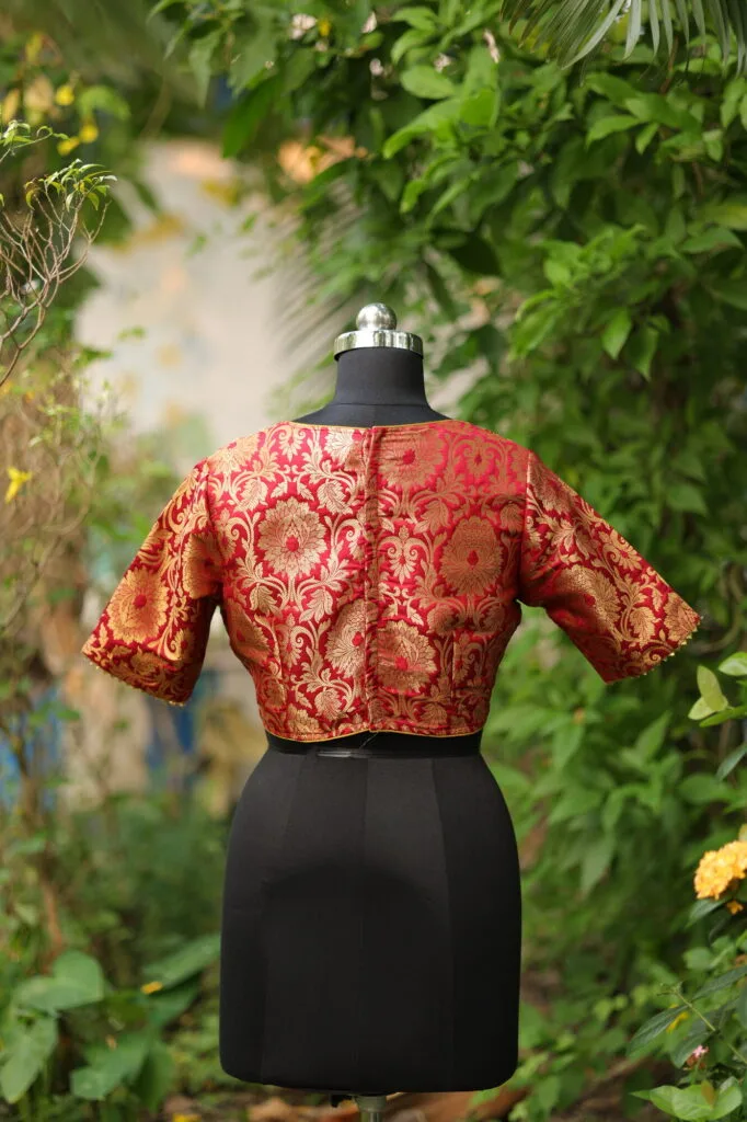 Noorani Katan G/S – Blouse in Maroon, back view | Tilattama