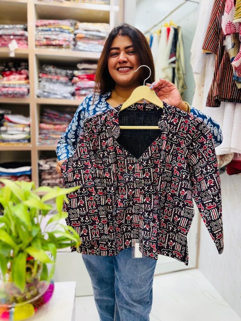 Crop Top Cum Blouse
