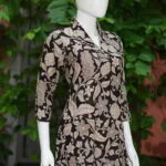 Kalamkari Kurti – Kurti in Black, side view | Tilattama