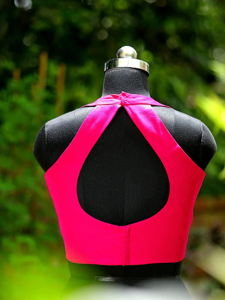 Solid Halter Neck - rani