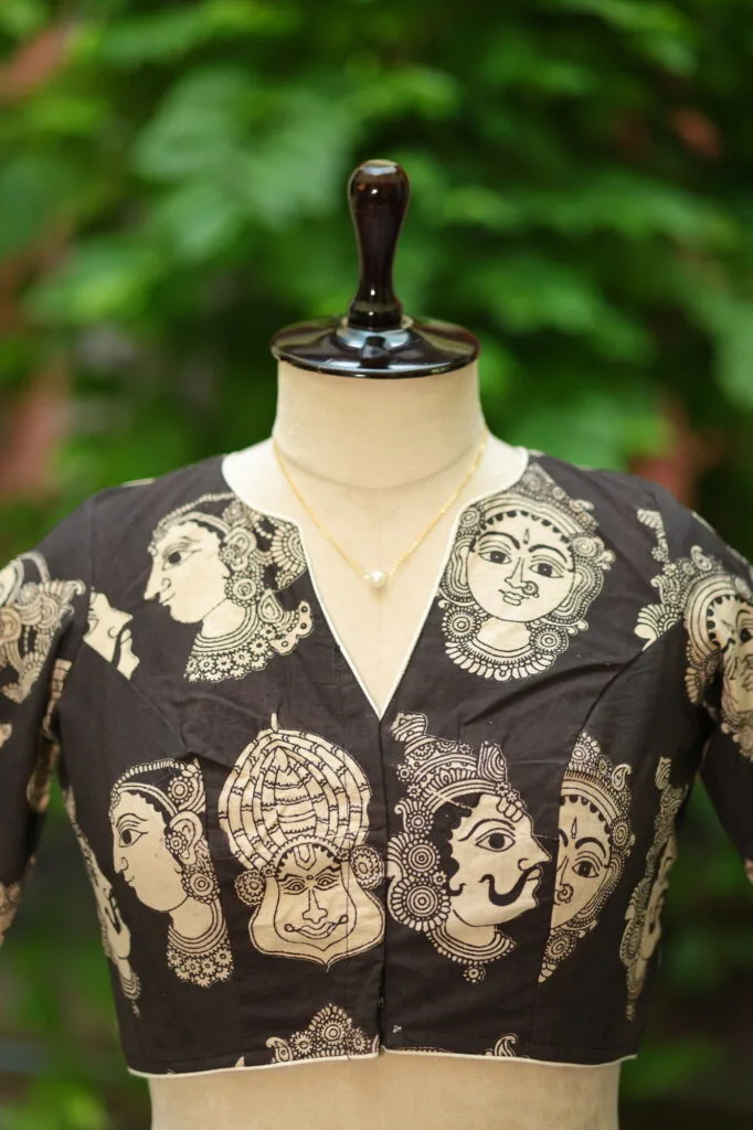 Kalamkari Boat V Neck – Blouse in Black, neckline | Tilattama