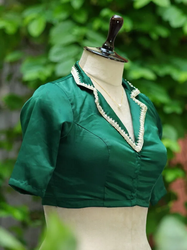 Aabroo – Blouse in Bottle Green, side view | Tilattama