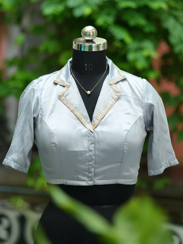 Aabroo – Blouse in Slate, front view | Tilattama