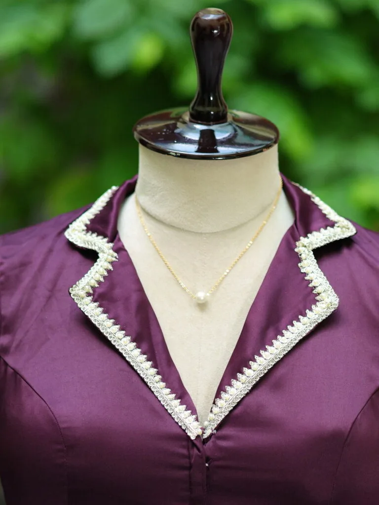 Aabroo – Blouse in Wine | Tilattama