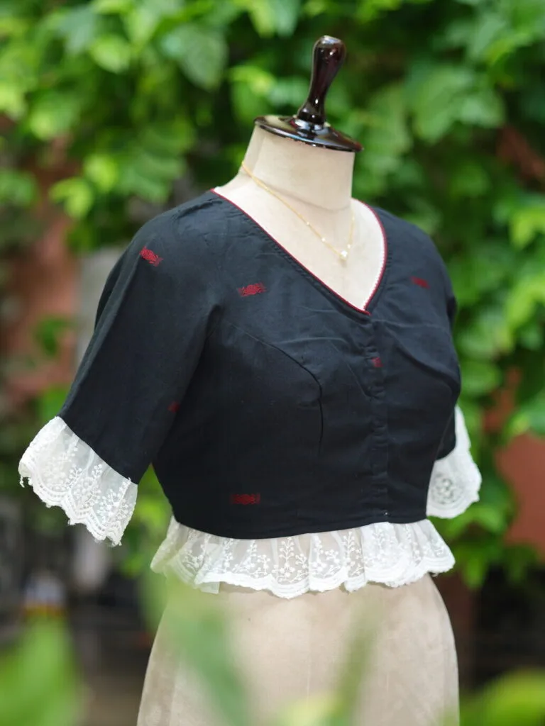 Anupama jamdani – Blouse in Black, side view | Tilattama