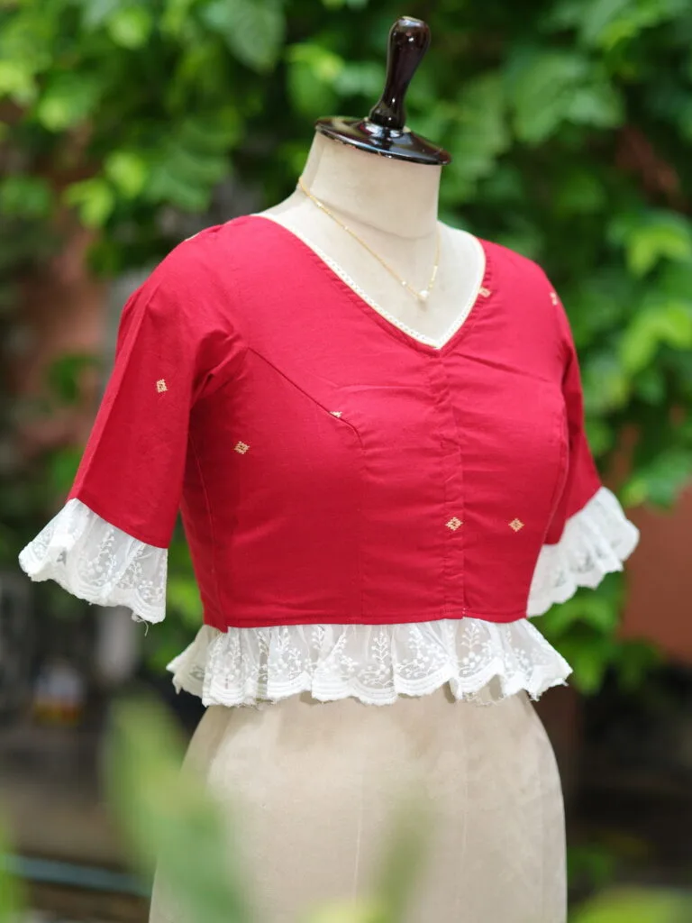 Anupama jamdani – Blouse in Maroon, side view | Tilattama