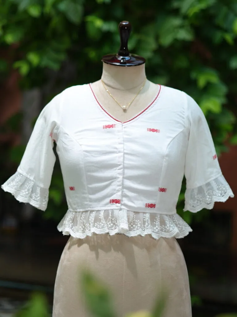 Anupama jamdani – Blouse in white & red, front view | Tilattama