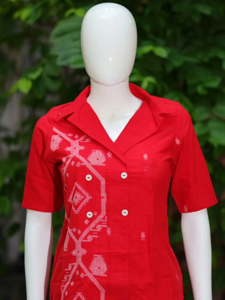 Asymmetrical Jamdani Co-Ord Set – Kurti in Red 5XL half sleeve, sleeve | Tilattama
