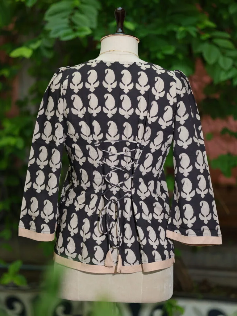 Bagru Bliss – Kurti in Black, back view | Tilattama