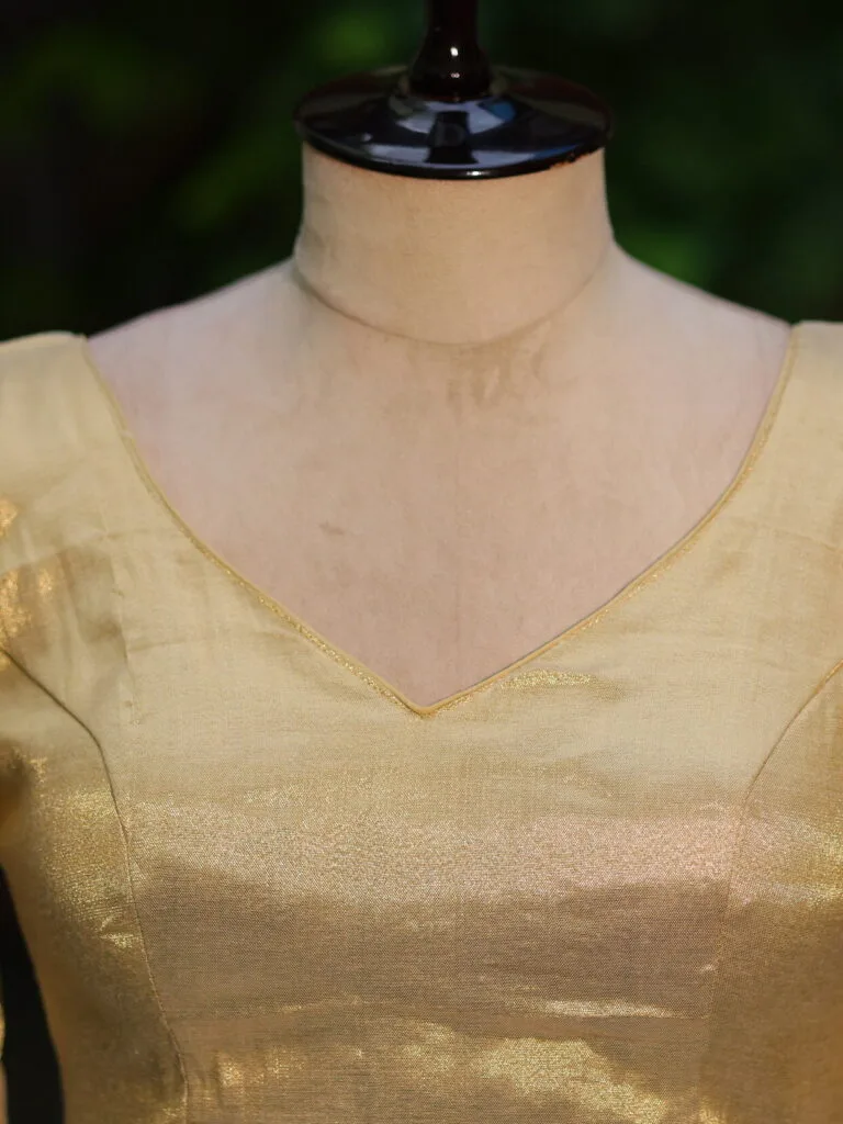 Balloon Puff Raga G/S – Blouse in Golden | Tilattama
