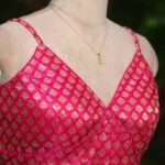 Banarasi Noodles – Blouse in Rani, side view | Tilattama