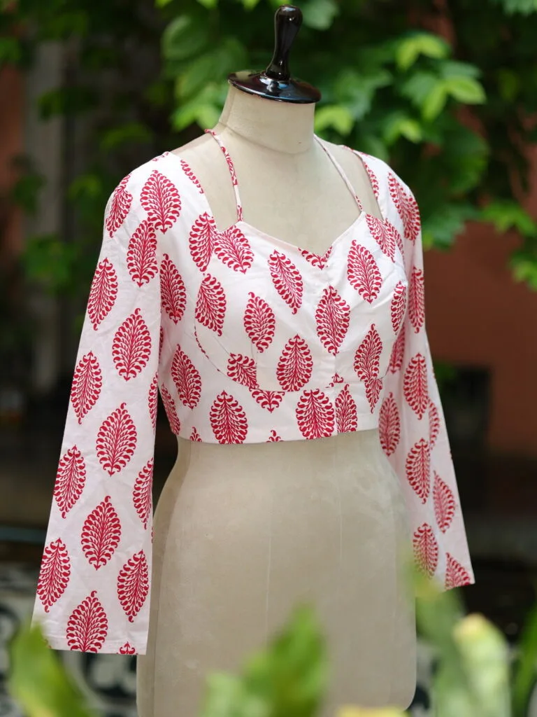 Block Halter – Blouse in white & red, side view | Tilattama