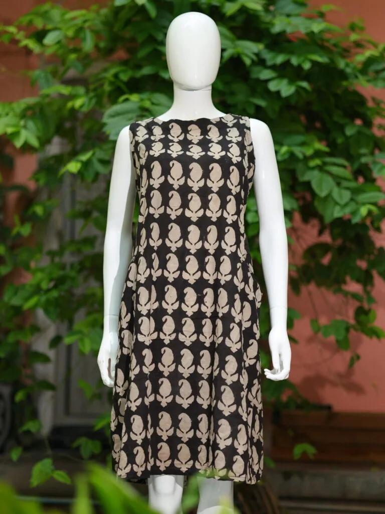Blooming Bagru One Piece – Kurti in Black, front view | Tilattama