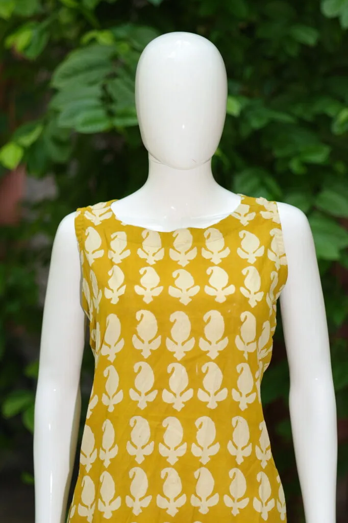 Blooming Bagru One Piece – Kurti in Neon Pista | Tilattama