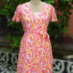 Canvas Curve – Kurti in Pink, front view | Tilattama