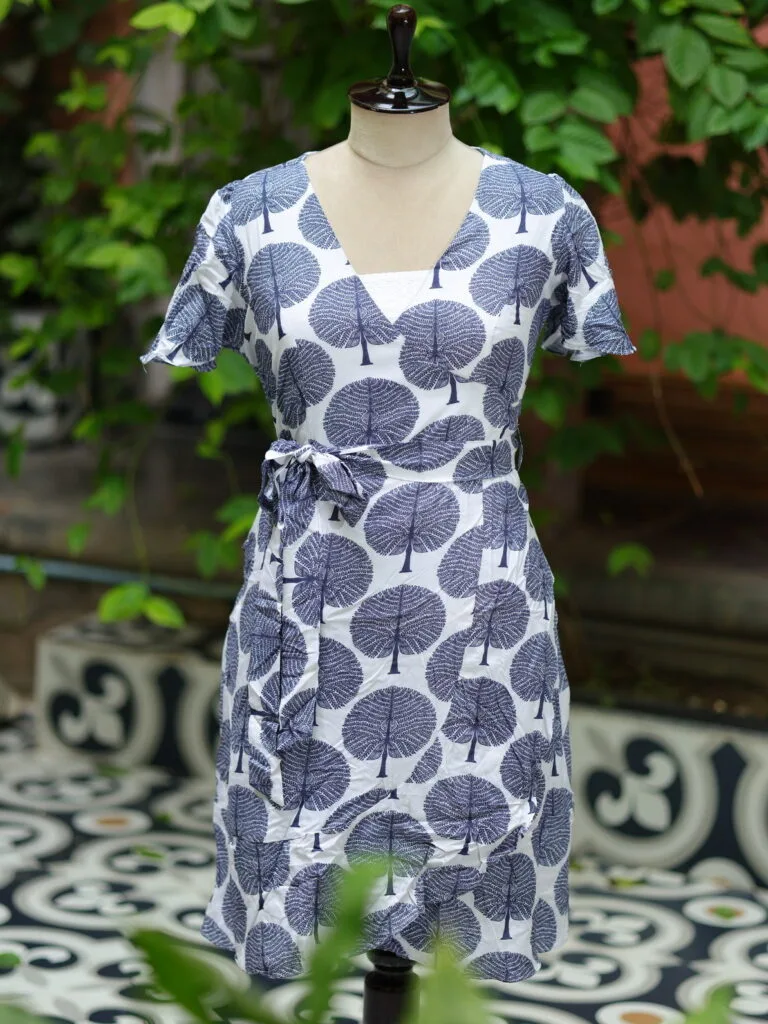 Canvas Curve – Kurti in white, front view | Tilattama