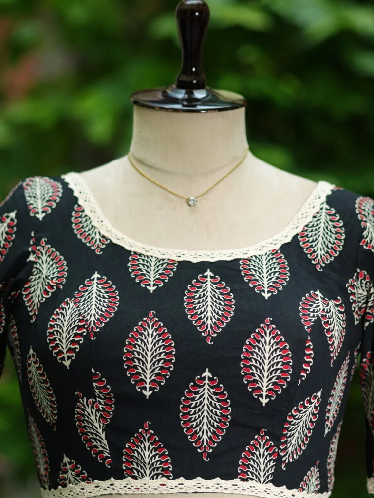 Cotton Block Print G/S – Blouse in Black | Tilattama