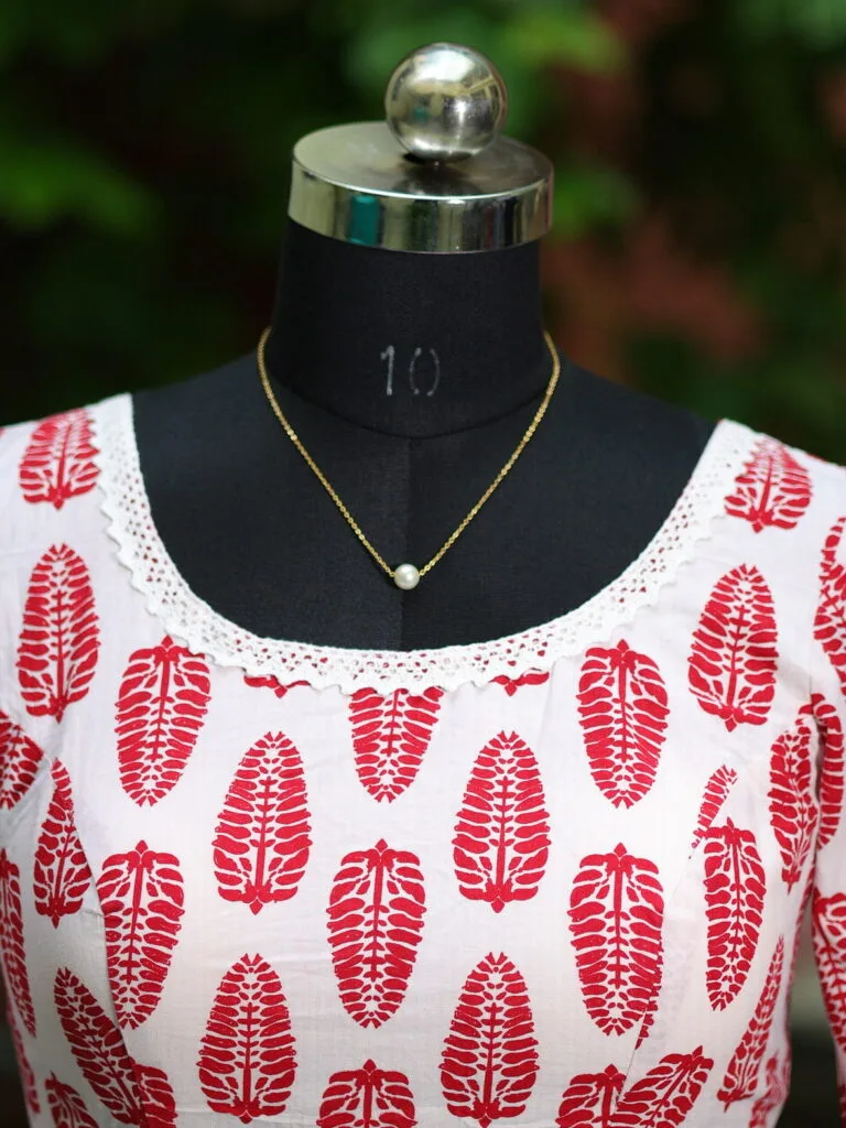 Cotton Block Print G/S – Blouse in white & red | Tilattama