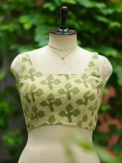 Dabu Round Neck