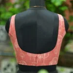 Dabu Round Neck – Blouse in Peach, neckline | Tilattama