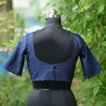 Denim sabyasachi G/S – Blouse in dark blue, back view | Tilattama
