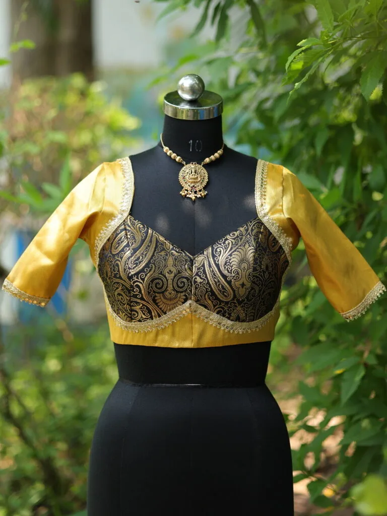 Dual Katan Mumtaz – Blouse in Black, front view | Tilattama