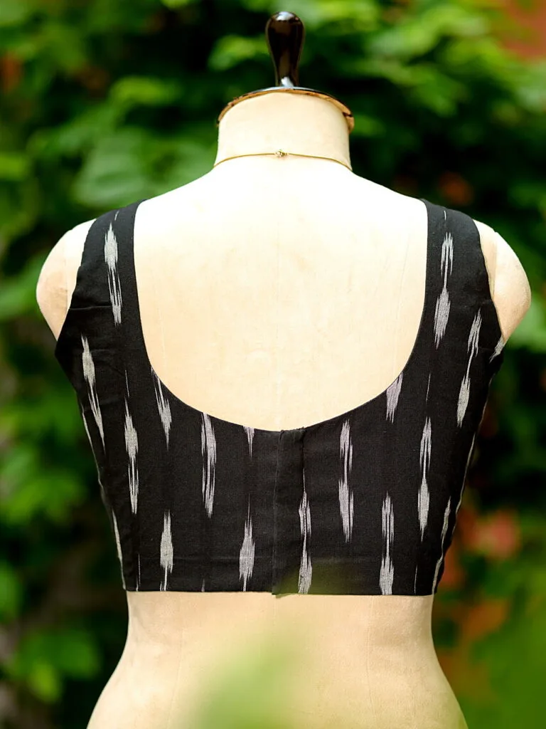 Ikkat Sweetheart Cut - black