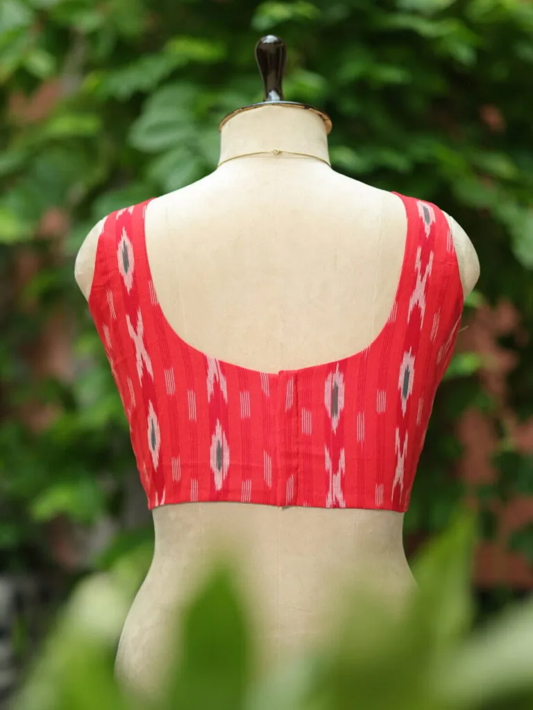 Ikkat Sweetheart Cut - red