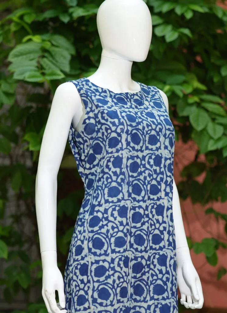 Indigo Infucion One Piece – Kurti in Indigo, side view | Tilattama