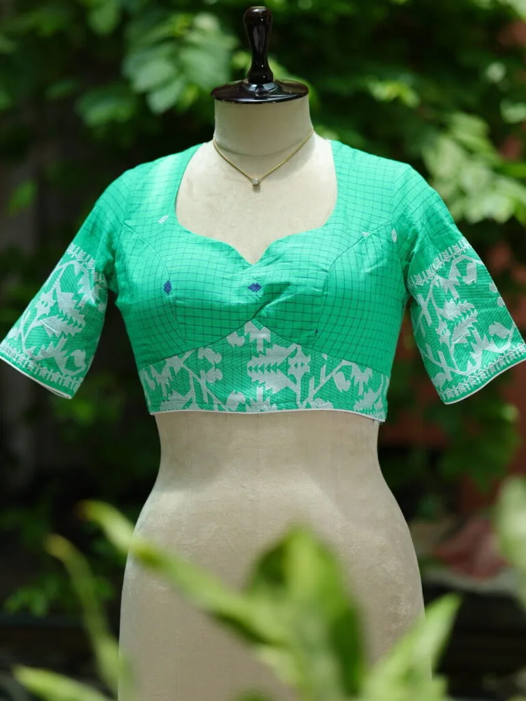 Jaharat jamdani – Blouse in parrot green, front view | Tilattama