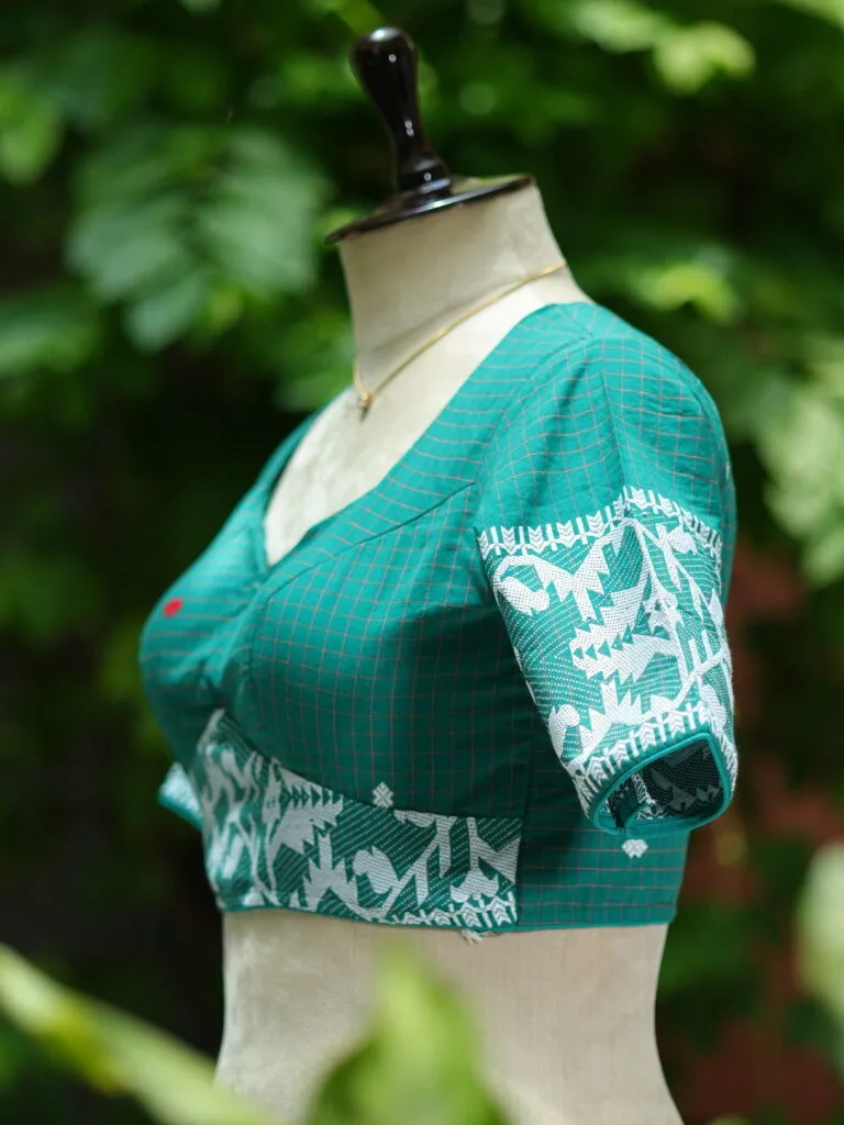 Jaharat jamdani – Blouse in Rama green, side view | Tilattama