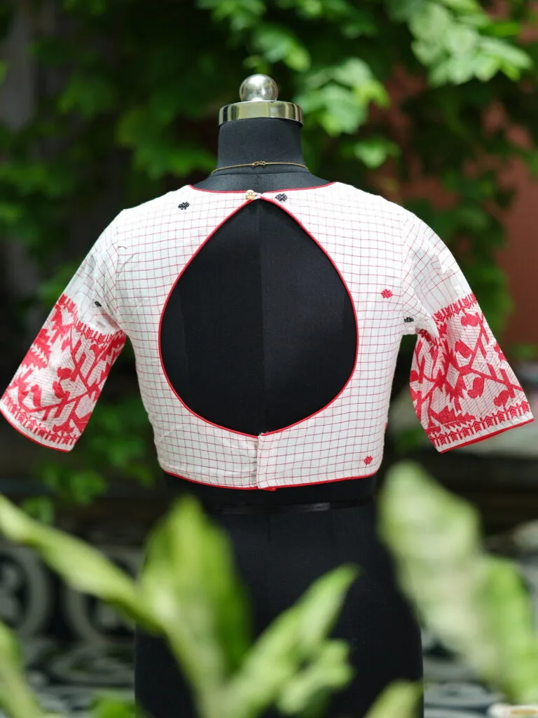 Jaharat jamdani – Blouse in white & red, back view | Tilattama