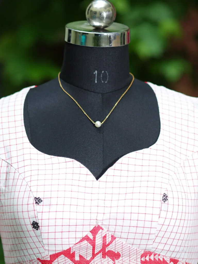 Jaharat jamdani – Blouse in white & red | Tilattama