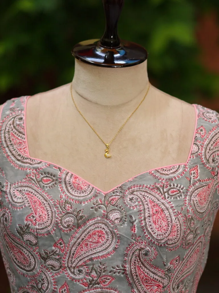 Jaipuri Jadu N/P – Blouse in Slate | Tilattama
