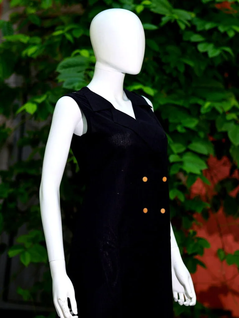 Khadi Blazer One Piece – Blouse in Black, side view | Tilattama