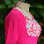 Khadi Sangeneri Masaba G/S – Blouse in Rani, side view | Tilattama