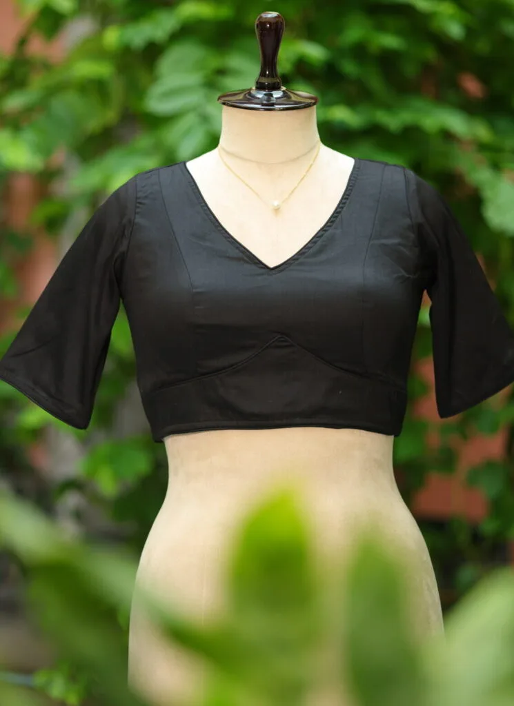 Malai Celeb G/S – Blouse in Black, front view | Tilattama