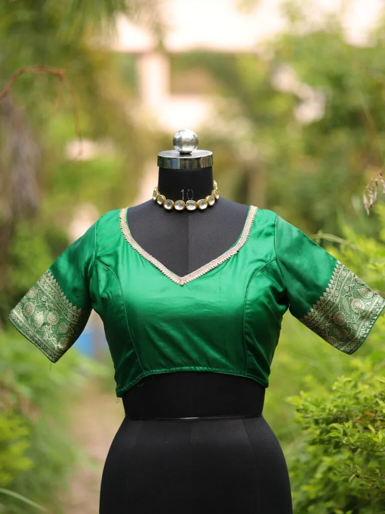 MOHINI – Blouse in Leaf Green, front view | Tilattama